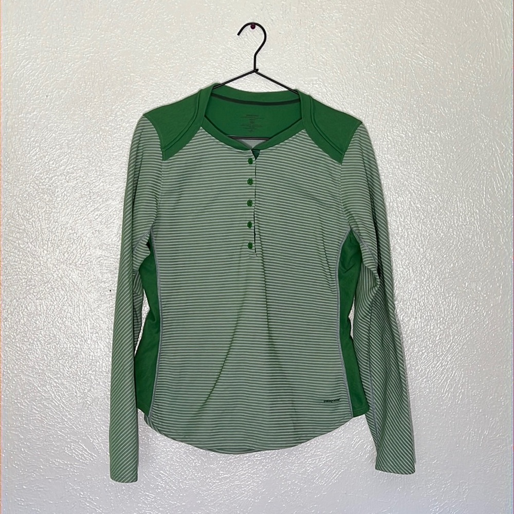 Patagonia Women’s Large Capilene Striped Henley - Green